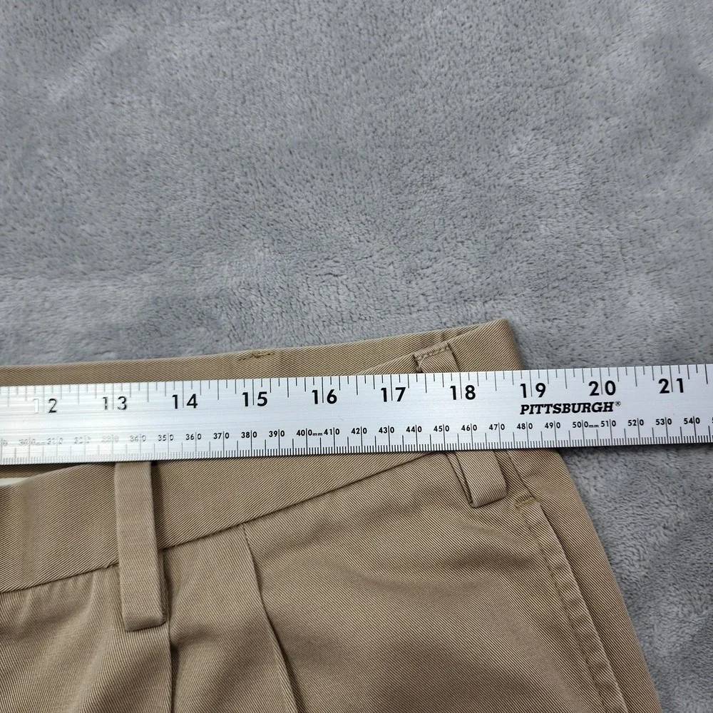 Vintage Eddie Bauer Shorts Mens 38‎ Beige Wrinkle Resistant Pleated Chino Preppy